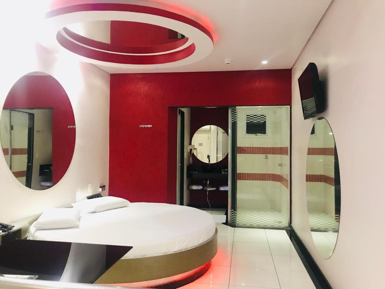 Euro Motel (Adults Only) كامبيناس المظهر الخارجي الصورة