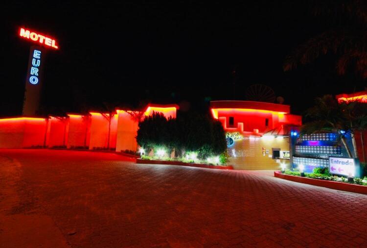 Euro Motel (Adults Only) كامبيناس المظهر الخارجي الصورة